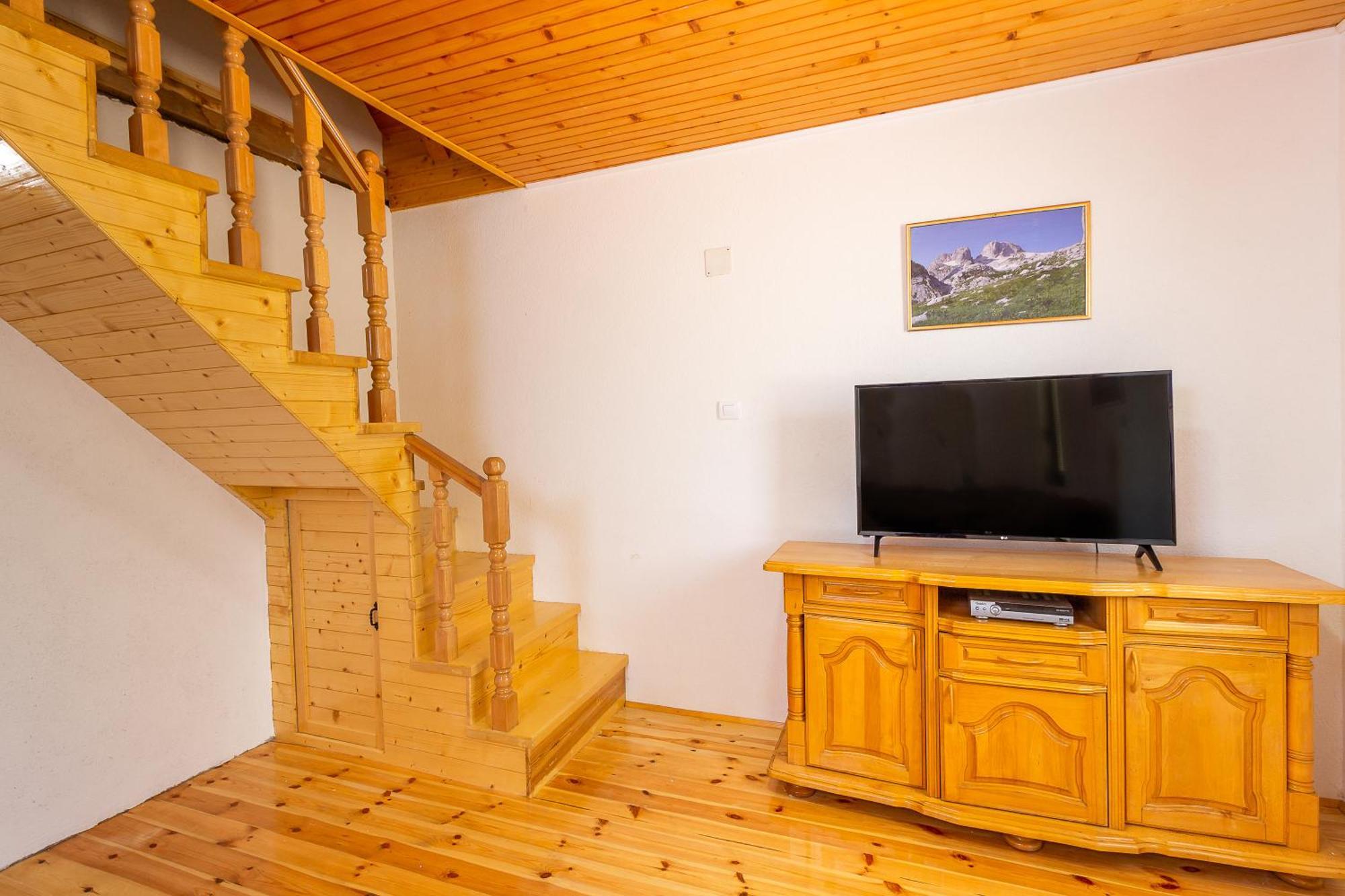 Guesthouse Wolf Zabljak  Exterior photo
